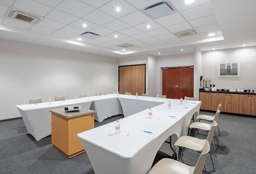 ホテル City Express By Marriott Puebla Centro