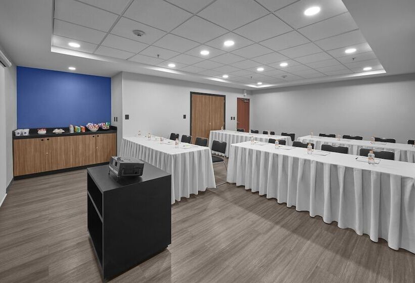 酒店 City Express By Marriott Ciudad Juárez