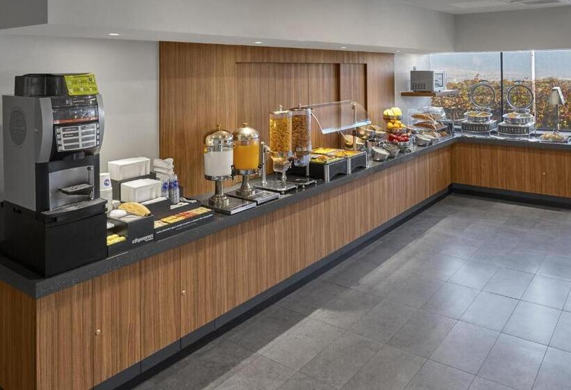 בית מלון כפרי City Express By Marriott Monterrey Santa Catarina