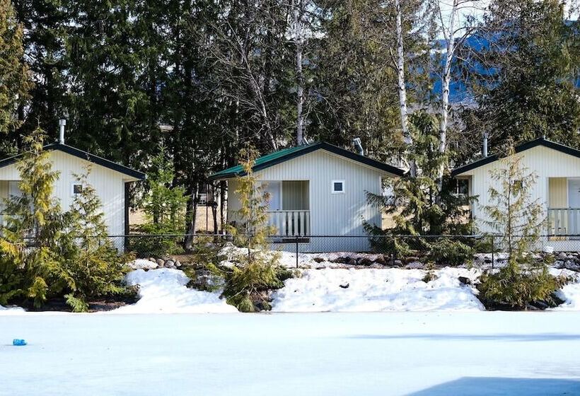 בית מלון כפרי Clearwater Valley Resort