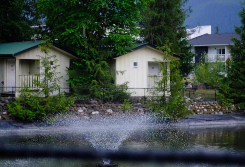 בית מלון כפרי Clearwater Valley Resort