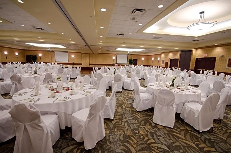 בית מלון כפרי Canad Inns Destination Centre Club Regent Casino