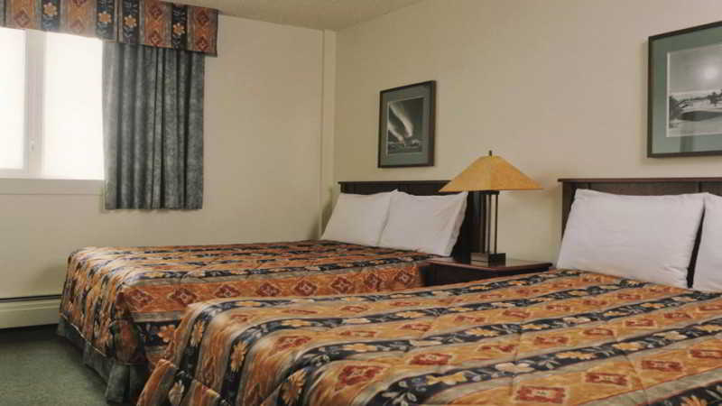 فندق Coast Fraser Tower