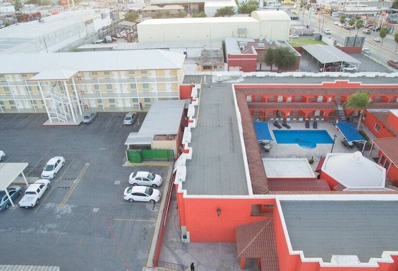 בית מלון כפרי Comfort Inn Monclova