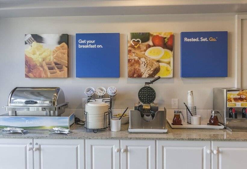 فندق Comfort Inn & Suites