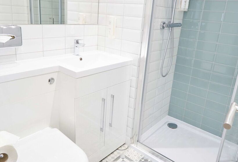 Отель Comfort Inn Victoria