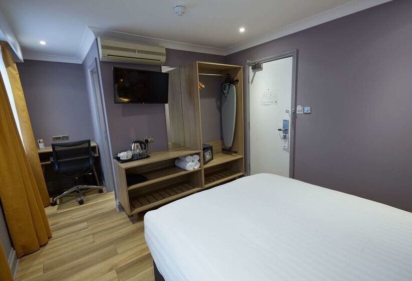 Отель Comfort Inn Victoria