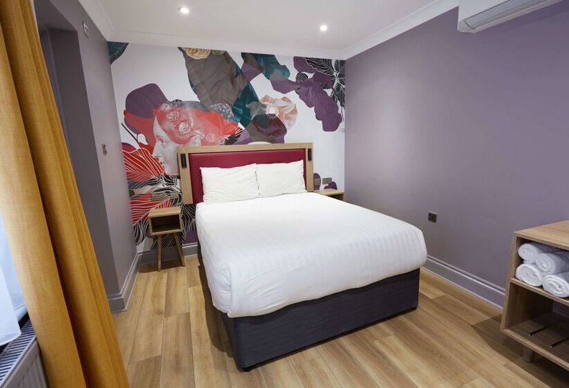 هتل Comfort Inn Victoria