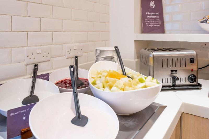 Отель Comfort Inn Victoria