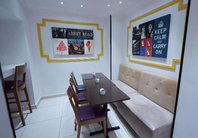 هتل Comfort Inn Victoria