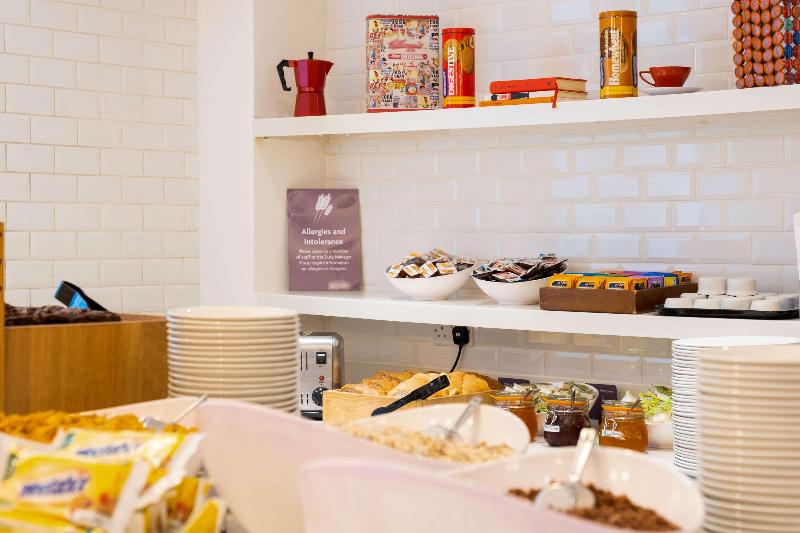 هتل Comfort Inn Victoria