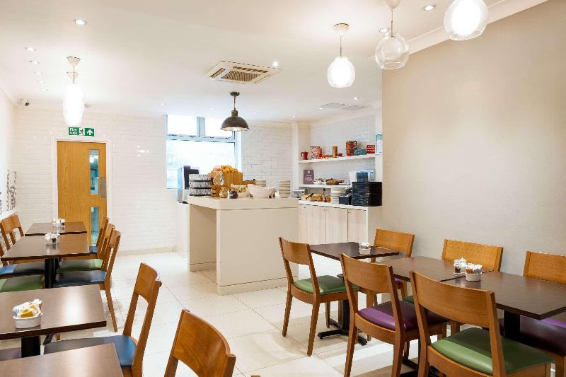 هتل Comfort Inn Victoria