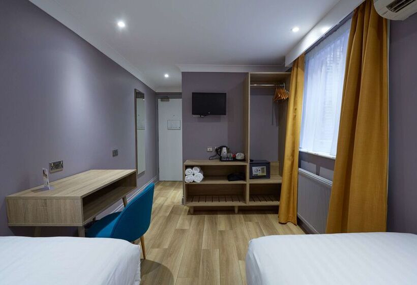 Отель Comfort Inn Victoria