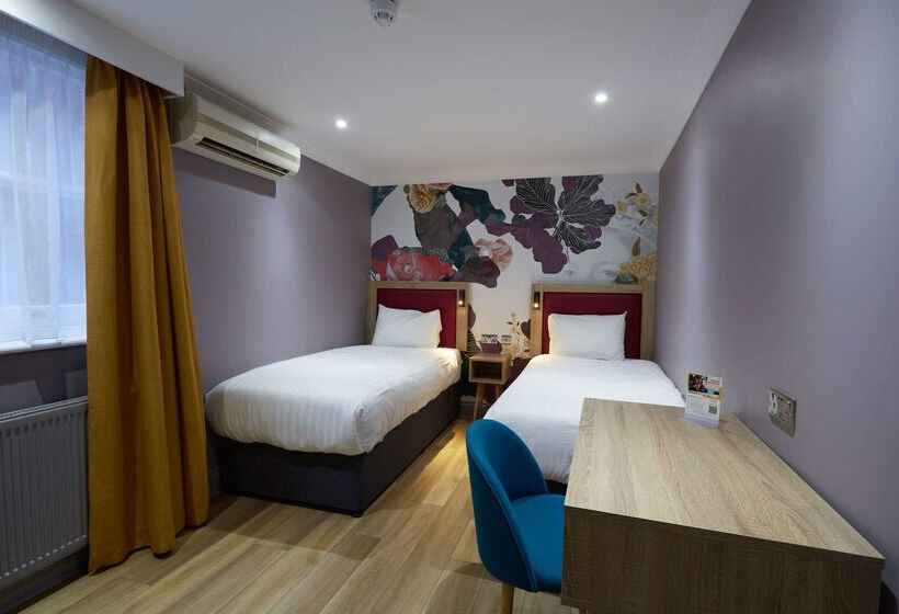 Отель Comfort Inn Victoria