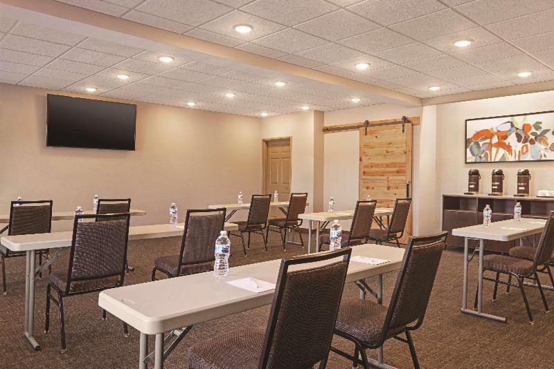 فندق Country Inn & Suites By Radisson, Albert Lea, Mn