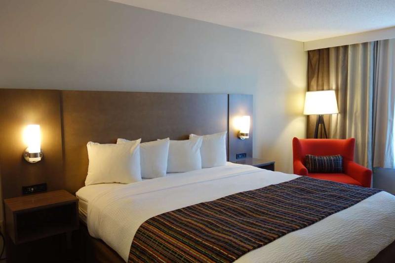 فندق Country Inn & Suites By Radisson, Mason City, Ia