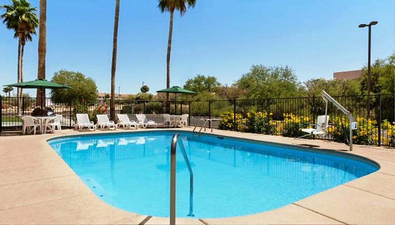 هتل Country Inn & Suites By Radisson, Tucson Airport, Az