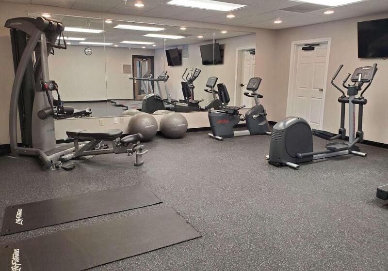 هتل Country Inn & Suites By Radisson, Tucson Airport, Az