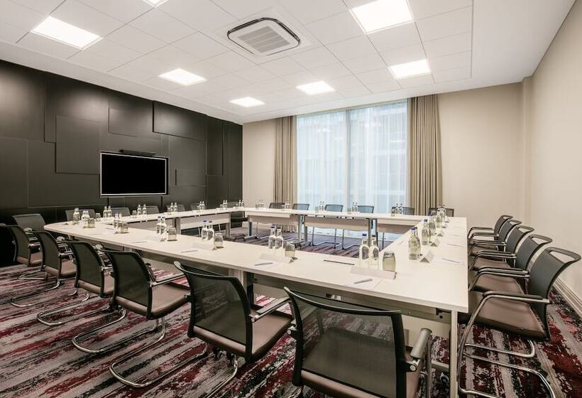 בית מלון כפרי Crowne Plaza London   Docklands, An Ihg