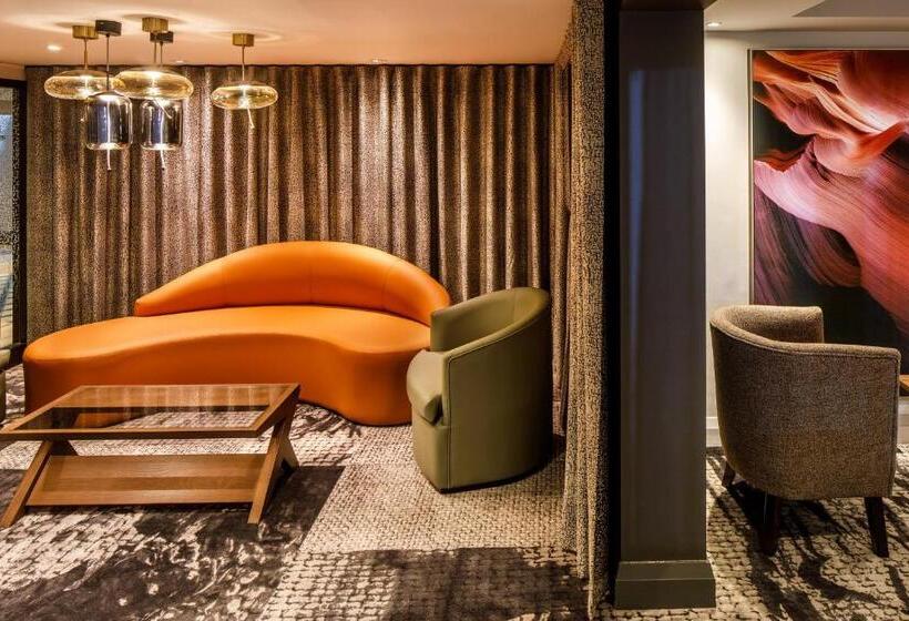 ホテル Crowne Plaza Manchester Airport, An Ihg