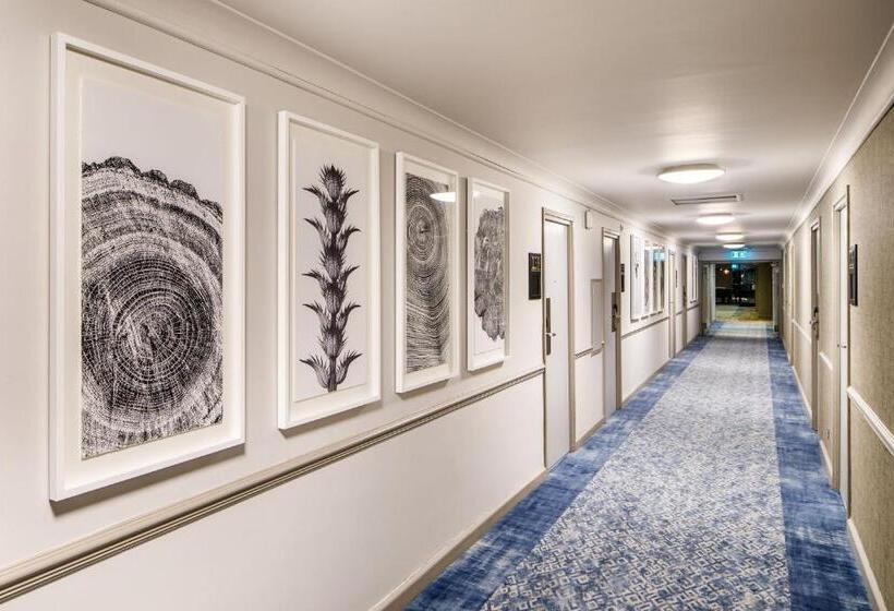 ホテル Crowne Plaza Manchester Airport, An Ihg