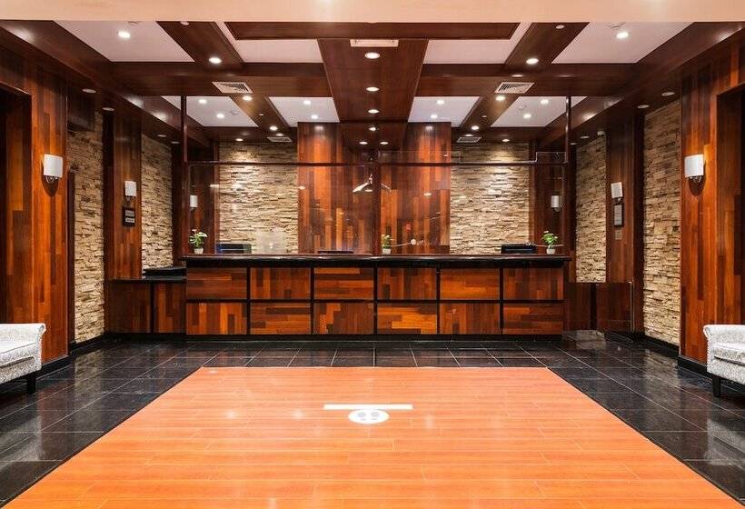 هتل Crowne Plaza Newark Airport, An Ihg