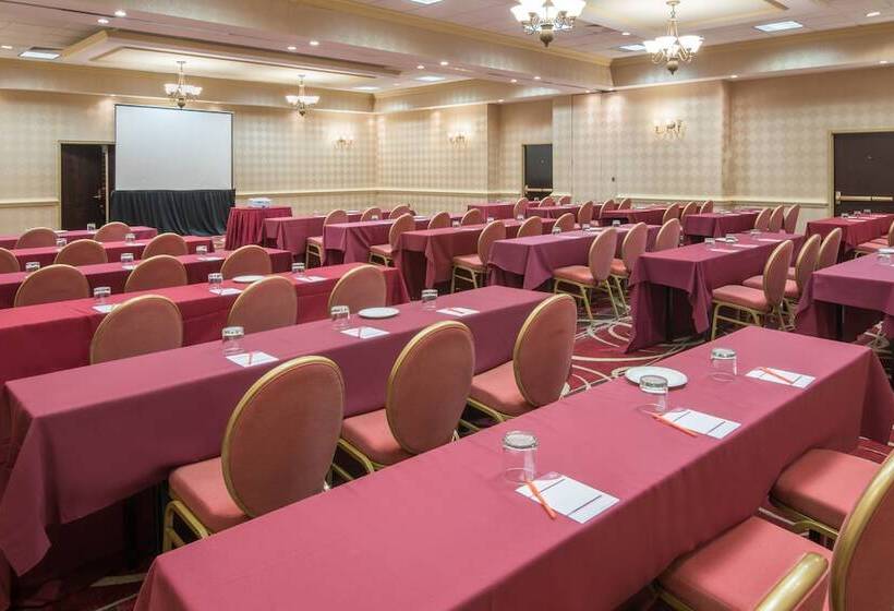 호텔 Crowne Plaza Newark Airport, An Ihg