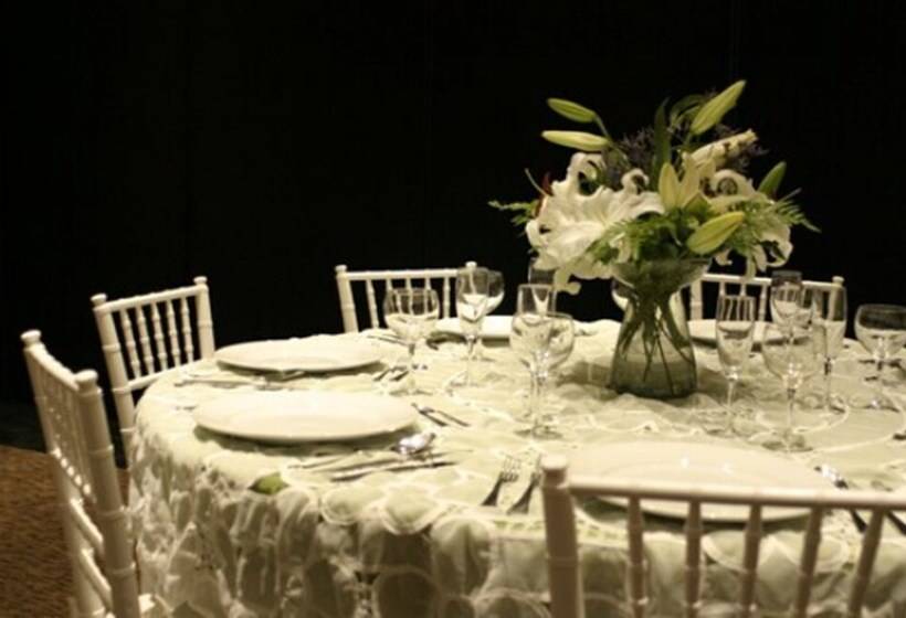 فندق Crowne Plaza Toluca   Lancaster, An Ihg