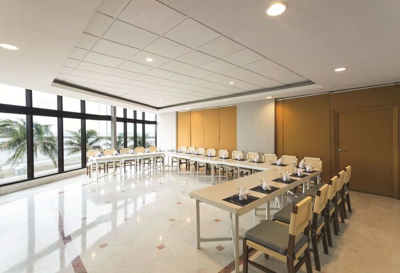 Doubletree By Hilton Hotel Veracruz