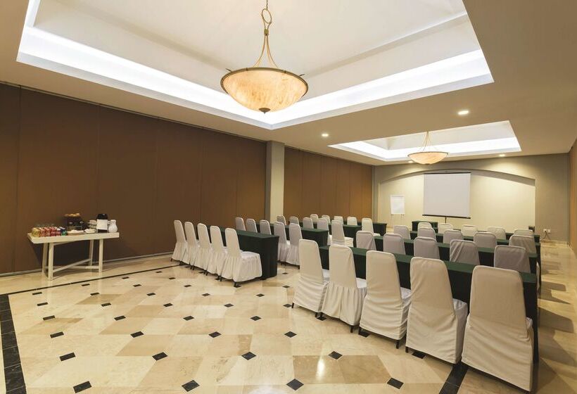 Doubletree By Hilton Hotel Veracruz