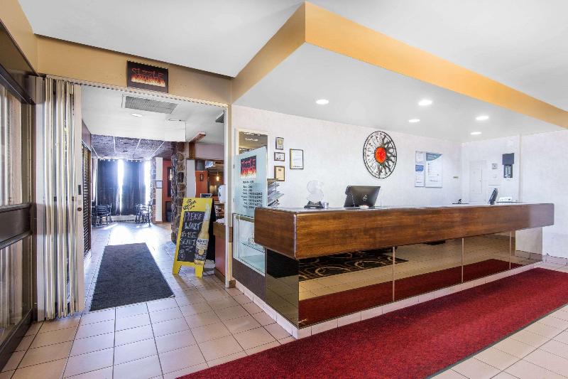 فندق Econo Lodge