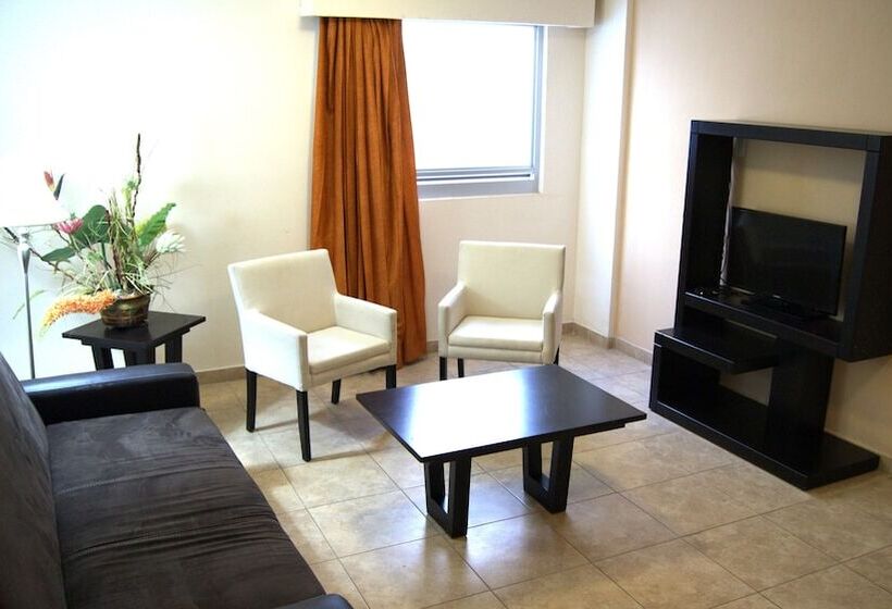 בית מלון כפרי El Dorado