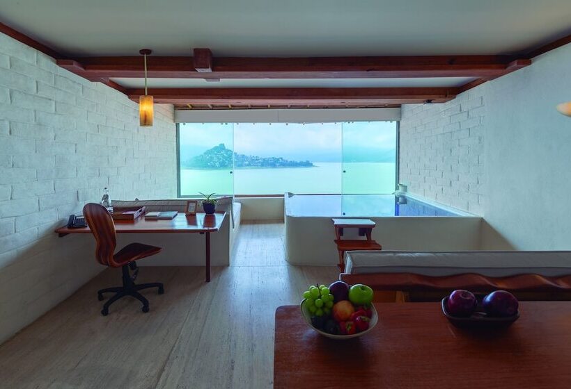 בית מלון כפרי El Santuario Resort & Spa