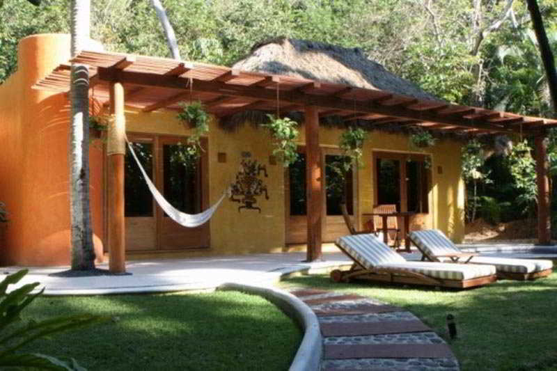 Отель El Tamarindo Golf Resort