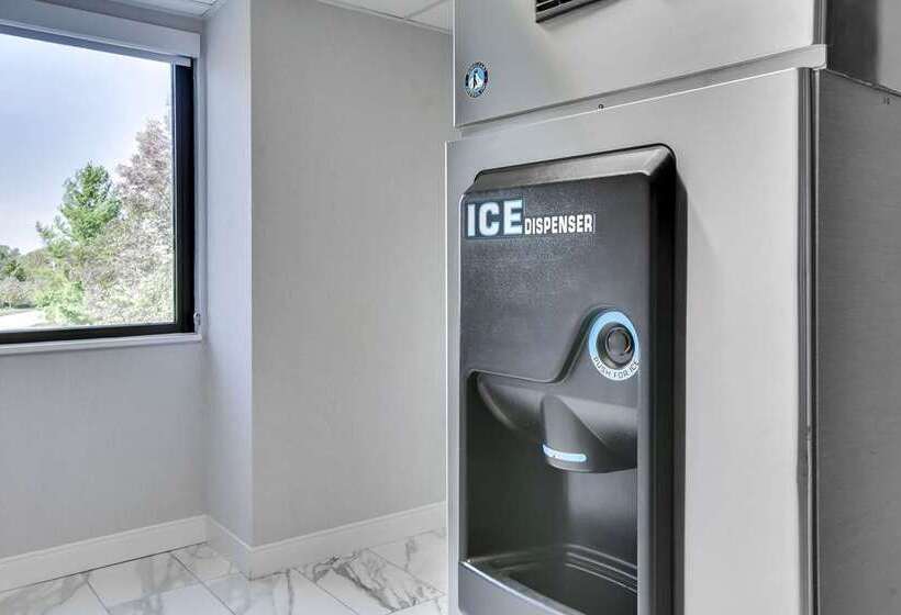 호텔 Embassy Suites Louisville East