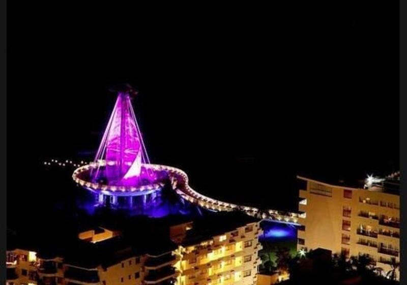 Emperador Vallarta Beachfront Hotel And Suites