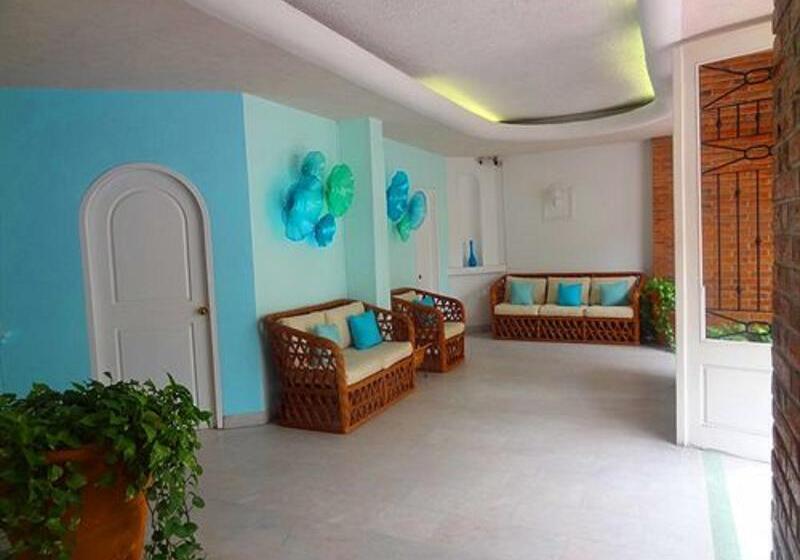 Emperador Vallarta Beachfront Hotel And Suites