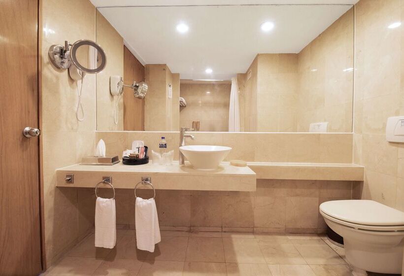 فندق Emporio Acapulco