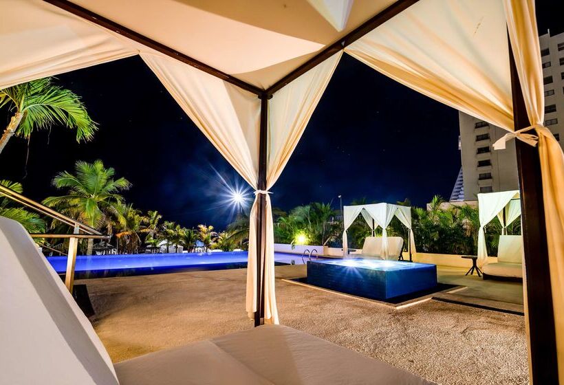 فندق Emporio Acapulco