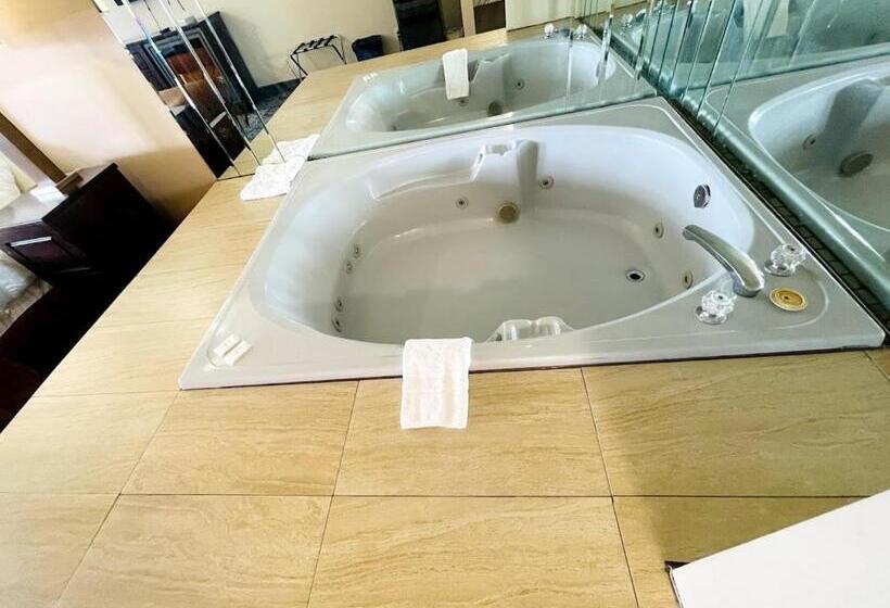 בית מלון כפרי Falls Lodge & Suites