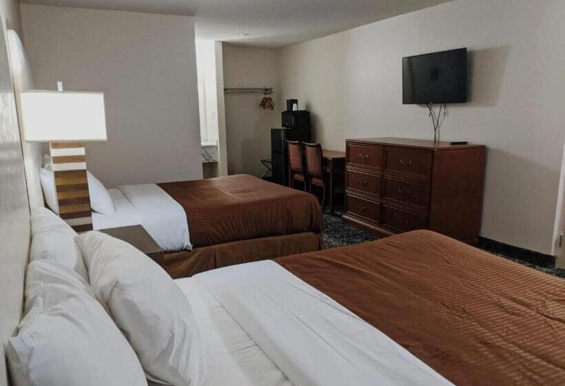 هتل Falls Lodge & Suites