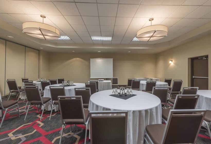 Szálloda Four Points By Sheraton Edmonton South