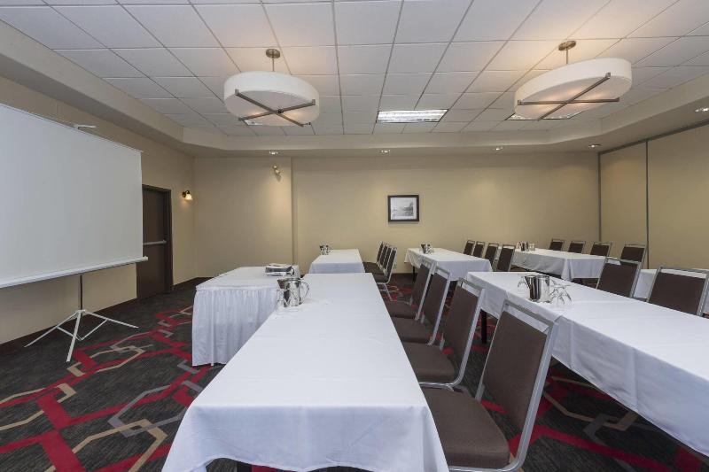 Szálloda Four Points By Sheraton Edmonton South