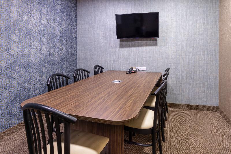 فندق Four Points By Sheraton Saltillo