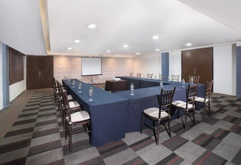 בית מלון כפרי Four Points By Sheraton Saltillo