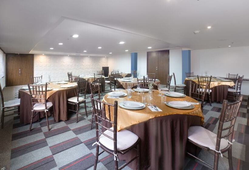 فندق Four Points By Sheraton Saltillo