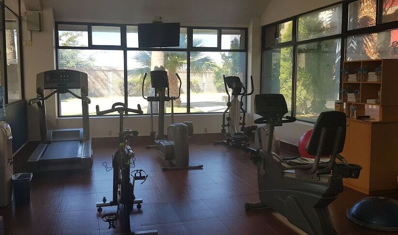 فندق Four Points By Sheraton Saltillo