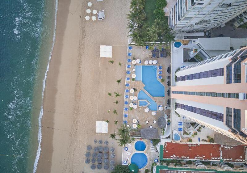 בית מלון כפרי Gamma Acapulco Copacabana