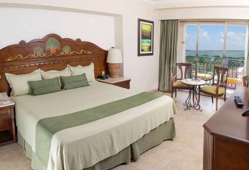 Hotelli Gr Solaris Cancun All Inclusive