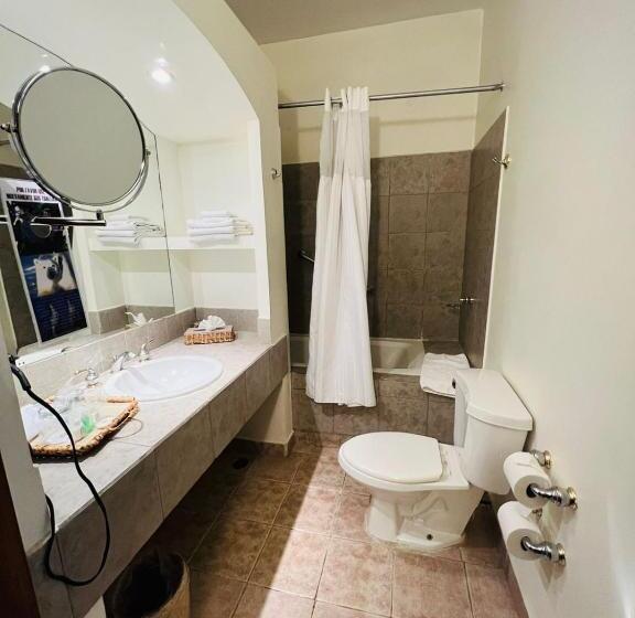 فندق Hacienda Los Laureles